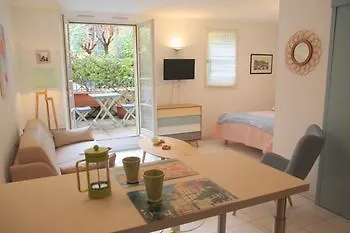 Happy Few La Maison Augustine Nice 0*,  Frankrike